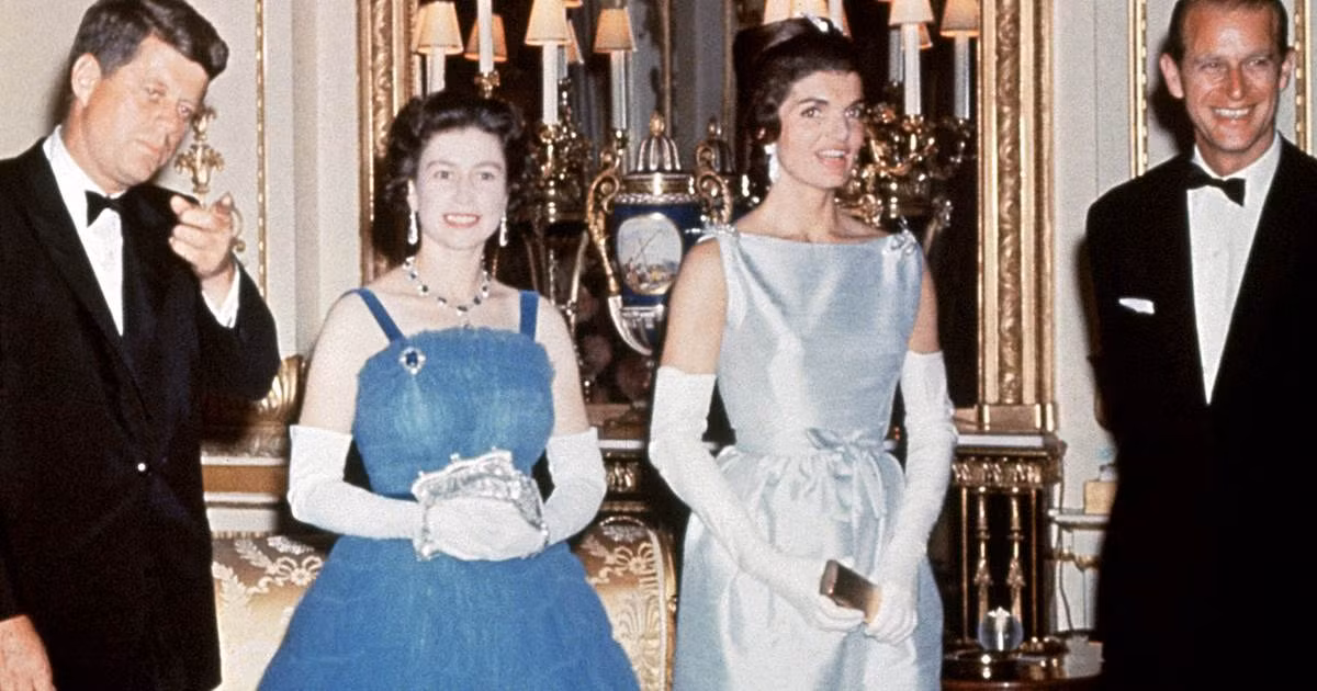 Jackie Kennedy - Biểu tượng thời trang nước Mỹ nhưng không ngại mặc hàng nhái ảnh 11