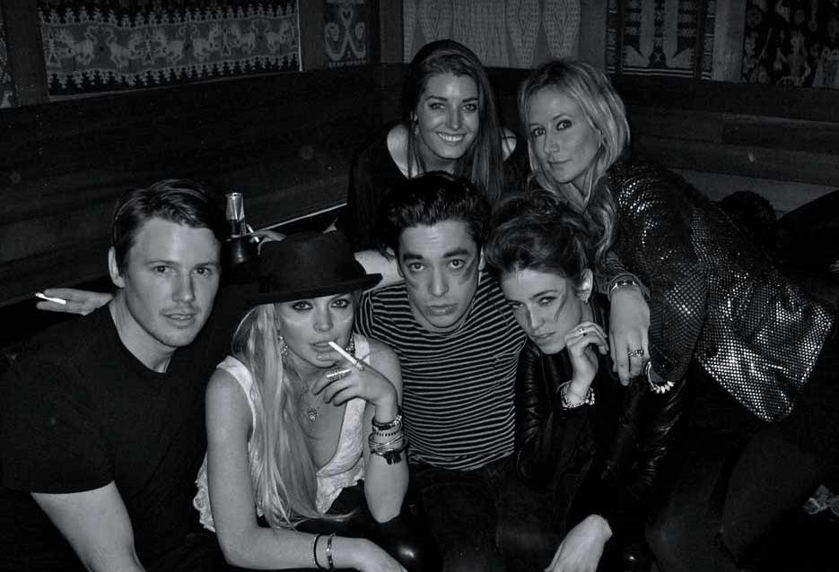 Công việc tuyệt nhất trên đời: Được trả bộn tiền để làm bạn thân với các ngôi sao! ảnh 7