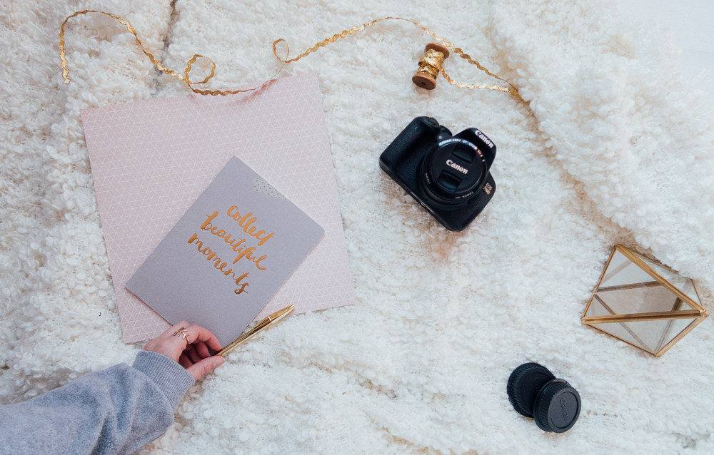 Sống tối giản không có nghĩa là ngừng mua thứ mình thích, thậm chí nên có những thứ này ảnh 1