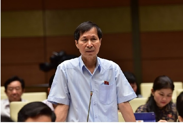 Tranh luận mức độ sai sót sách giáo khoa tiếng Việt lớp 1 ảnh 2