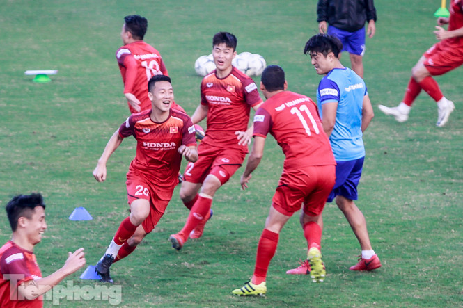 Park Hang Seo 'tung' giáo án lạ trước trận gặp UAE ảnh 6