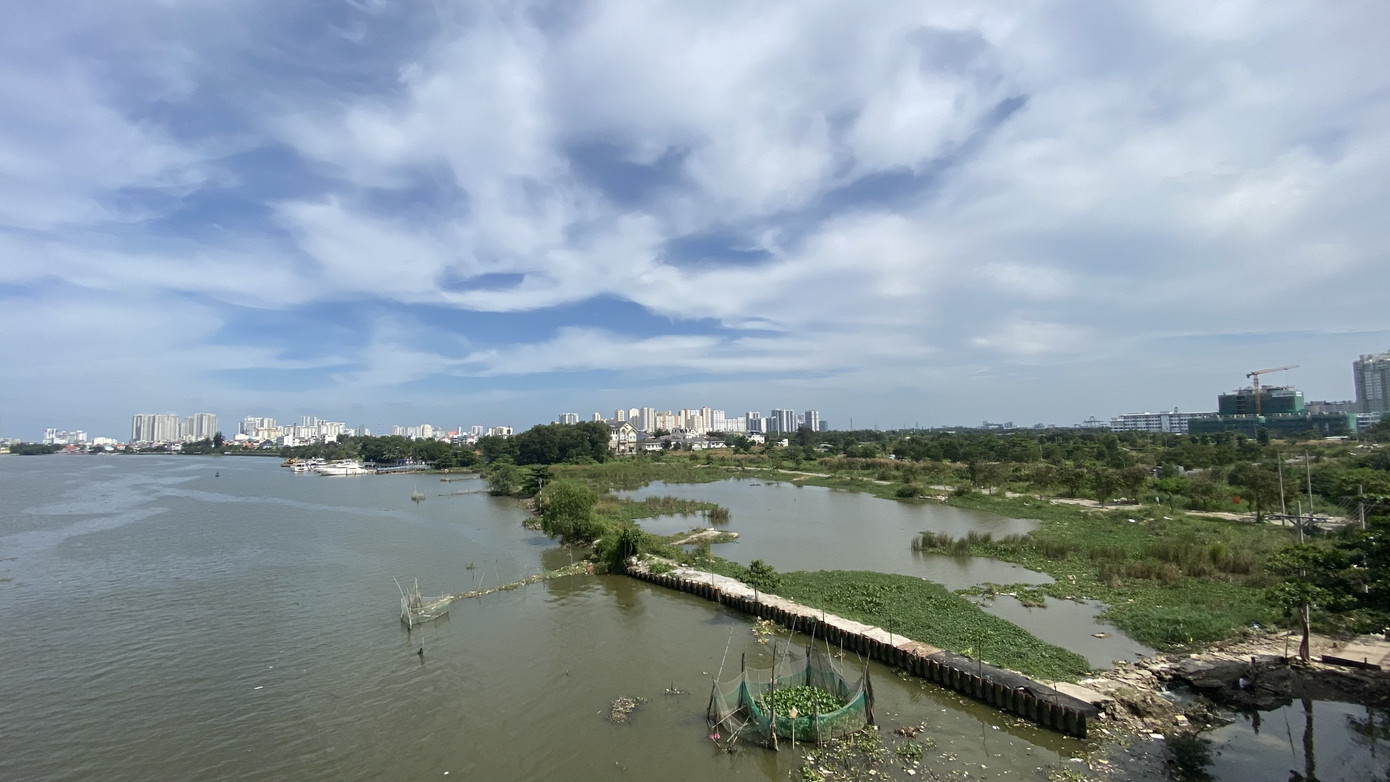 Những mái nhà trơ trọi giữa Thủ Thiêm ảnh 1