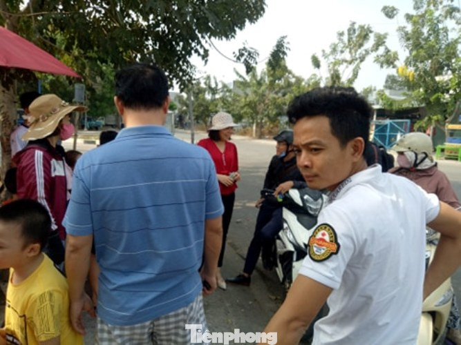 Mẹ dùng sợi dây thừng thắt cổ, đánh đập con dã man vì cảm thấy... 'chán đời'? ảnh 2