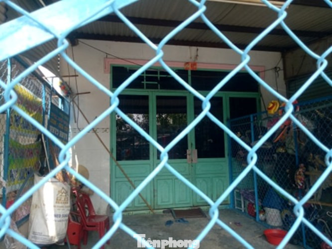 Mẹ dùng sợi dây thừng thắt cổ, đánh đập con dã man vì cảm thấy... 'chán đời'? ảnh 1