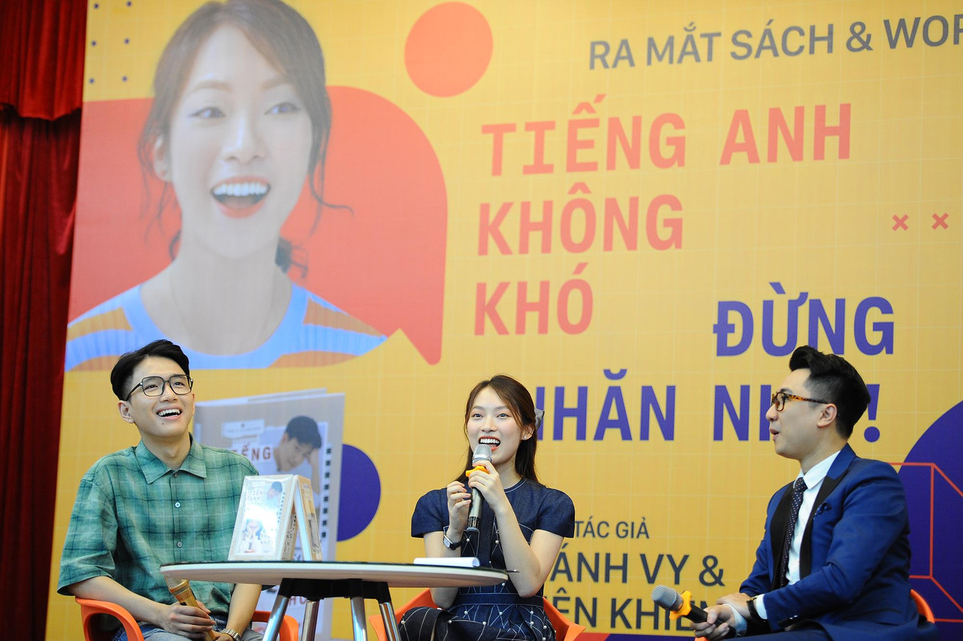 ‘Hotgirl 7 thứ tiếng’ Khánh Vy tiết lộ bí quyết chinh phục Tiếng Anh ảnh 1