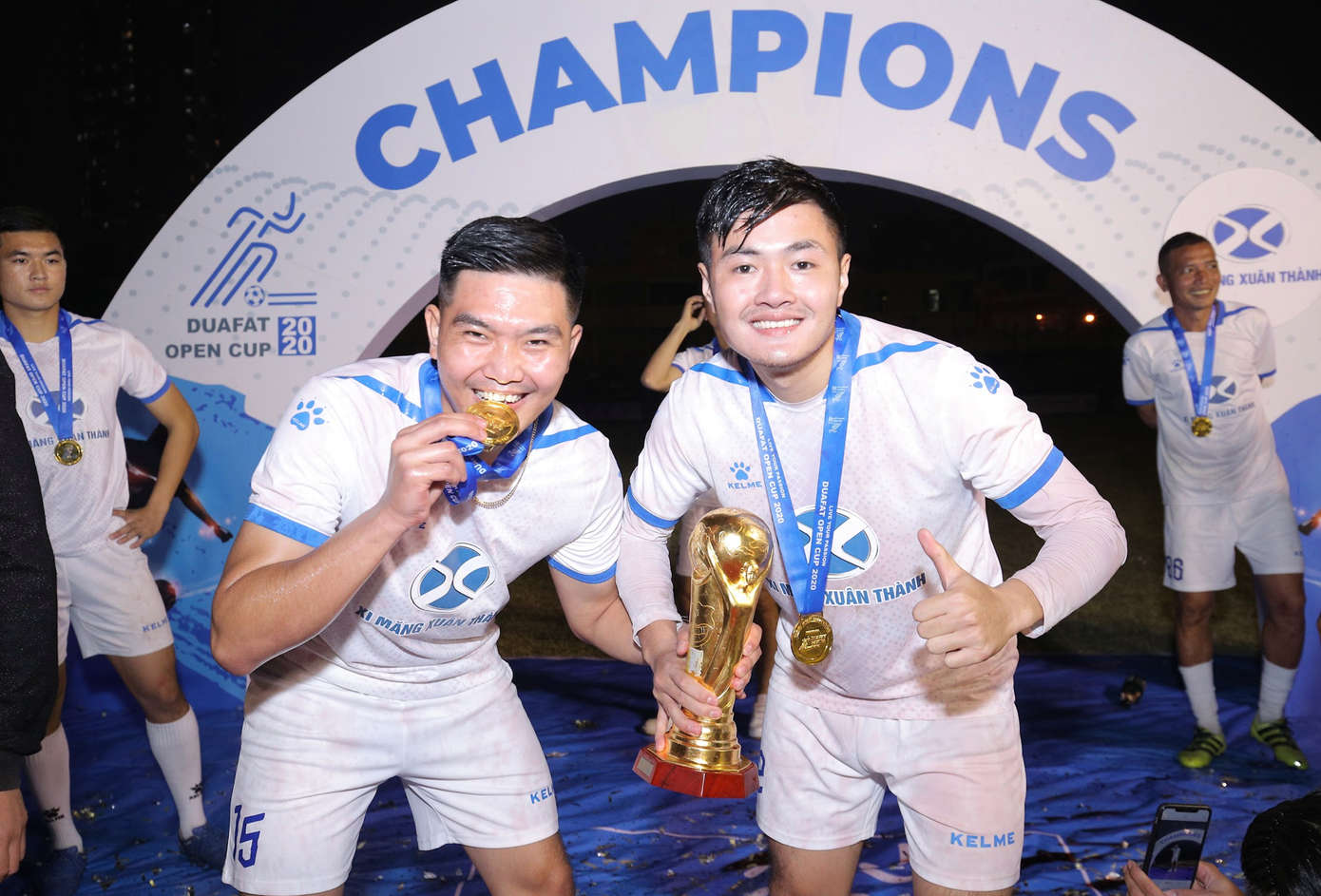 Hạ màn Duafat Open Cup 2020: Cúp vàng cho dàn sao Ninh Bình ảnh 1