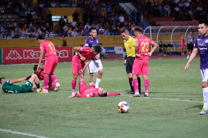 CLB Hà Nội có thể trở thành 'cựu vương' ở vòng 6 LS V-League ảnh 1