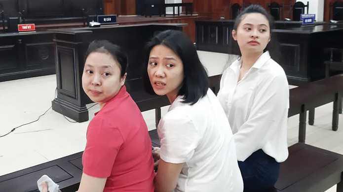 Hoãn phiên tòa xử trùm ma túy Văn Kính Dương và hot girl Ngọc Miu ảnh 1