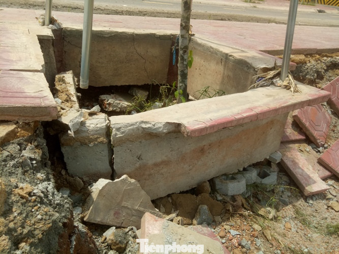 Con đường ‘tơ lụa’ trị giá tiền tỷ vừa xây xong đã lở ảnh 8