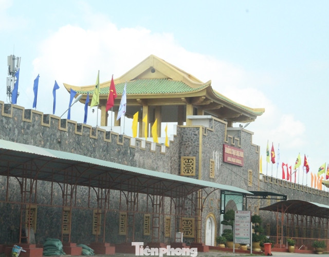 Tượng lính canh nghi lính Trung Quốc bị trả về Bình Dương, ông Dũng 'lò vôi' nói gì? ảnh 8