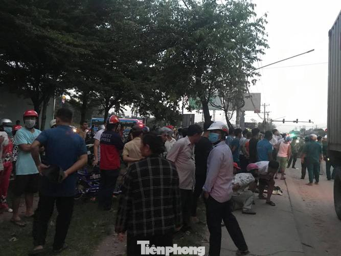 Nam sinh lớp 9 bị xe container cán chết trên đường đi học về ảnh 3