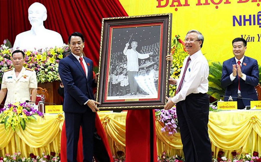 Thường trực Ban Bí thư dự đại hội điểm cấp huyện tại Yên Bái ảnh 1