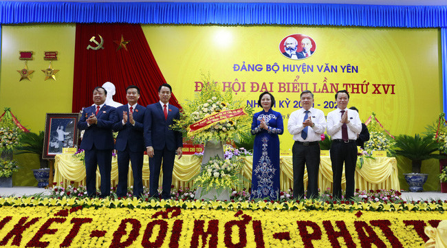 Thường trực Ban Bí thư dự đại hội điểm cấp huyện tại Yên Bái ảnh 3