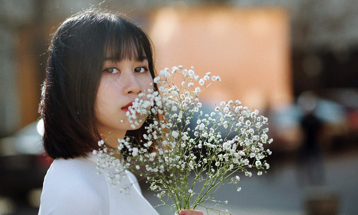 Du học sinh Việt tại LB Nga khoe duyên dáng áo dài ảnh 11