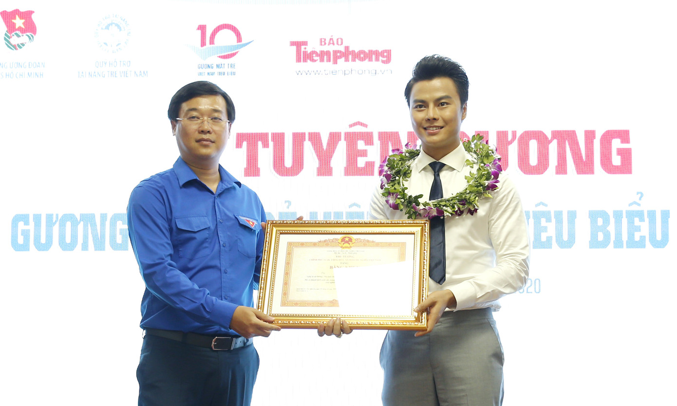 Toàn cảnh lễ tuyên dương Gương mặt trẻ Việt Nam tiêu biểu năm 2019 ảnh 14