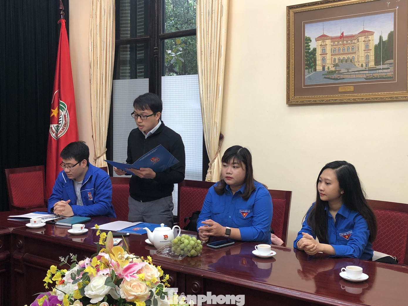 Sáp nhập Chi đoàn Báo Sinh viên Việt Nam vào Đoàn cơ sở Báo Tiền Phong ảnh 1