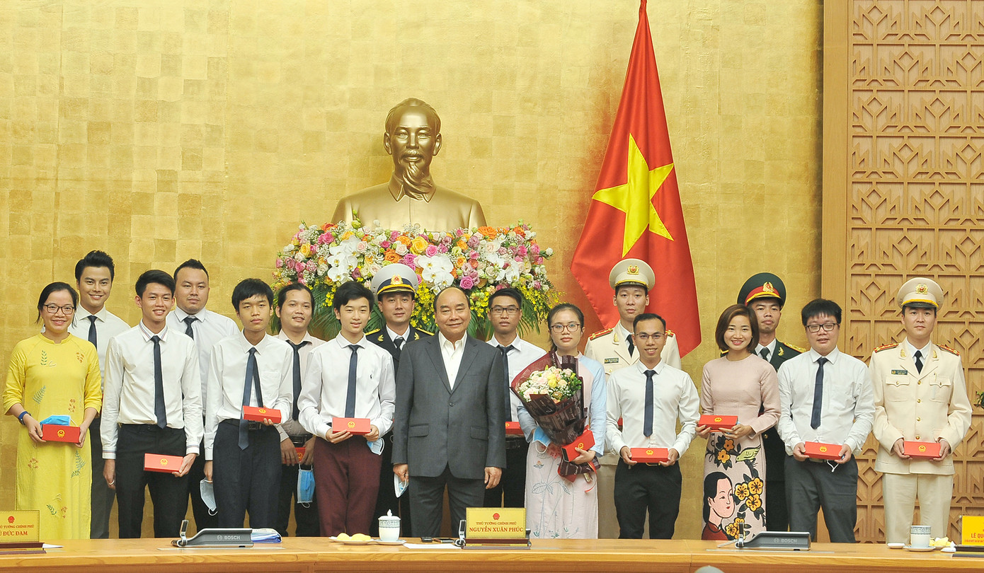 Toàn cảnh lễ tuyên dương Gương mặt trẻ Việt Nam tiêu biểu năm 2019 ảnh 2