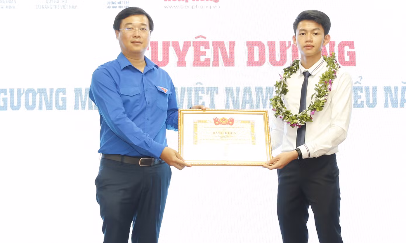 Toàn cảnh lễ tuyên dương Gương mặt trẻ Việt Nam tiêu biểu năm 2019 ảnh 7