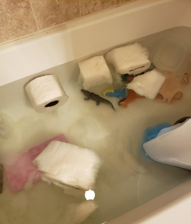 Tại sao các bà mẹ chính là những người vui nhất khi con đi học trở lại? ảnh 7