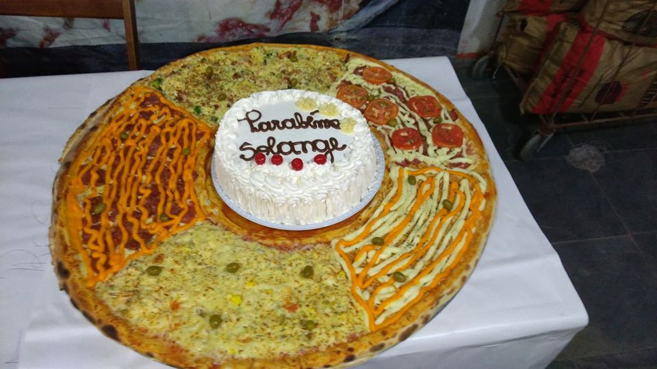 Những chiếc pizza “tưởng không lạ” mà “lạ không tưởng“, thách bạn dám ăn! ảnh 4