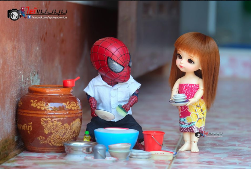 Việc nhà có anh phiên bản Người Nhện siêu dễ thương ảnh 1