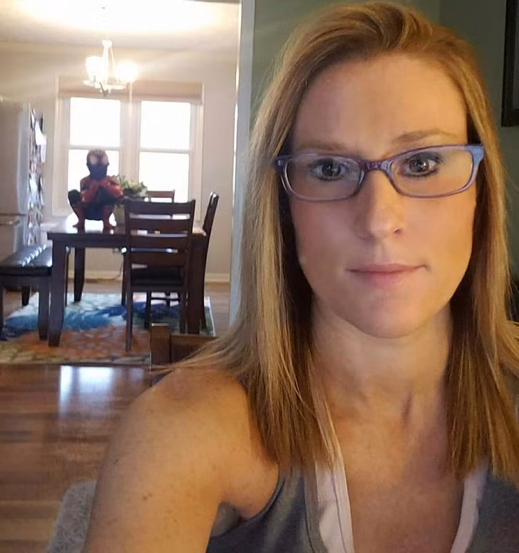 Tại sao các bà mẹ chính là những người vui nhất khi con đi học trở lại? ảnh 1