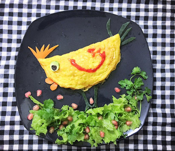 Nghệ thuật trang trí cơm trên đĩa “bao” cute ảnh 1