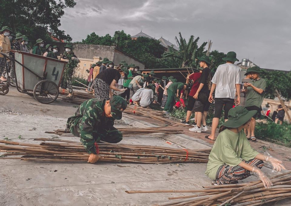 Kỳ quân sự đáng nhớ của sinh viên Đại học Kinh Tế Quốc Dân giữa mùa dịch COVID-19 ảnh 2
