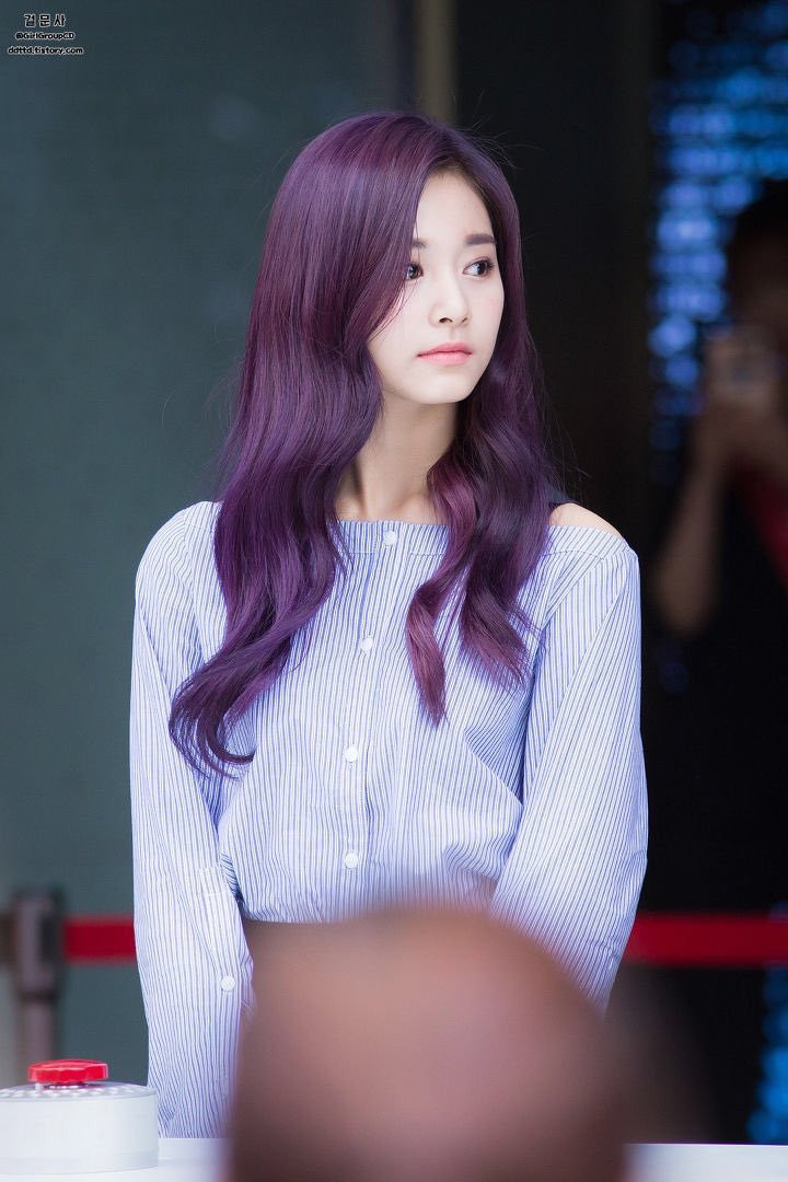 Rosé nhập hội mỹ nhân yêu màu tím, “đọ sắc” cùng dàn idol trong màu tóc xinh hết nấc này ảnh 8