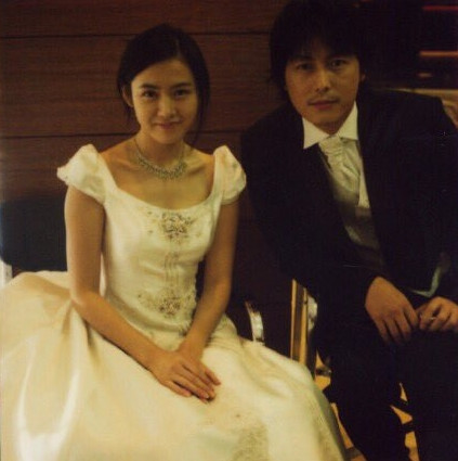 Dù chưa kết hôn nhưng Son Ye Jin đã nhiều lần mặc váy cưới khiến fan xuýt xoa vì quá đẹp ảnh 8