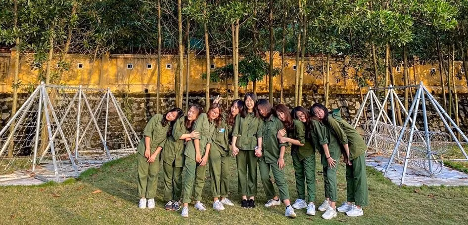 Triển lãm “Vang bóng” và triển lãm “Tái sinh“: Chuỗi sự kiện chào năm mới NEU GLORY NIGHT ảnh 9 Triển lãm “Vang bóng” và triển lãm “Tái sinh“: Chuỗi sự kiện chào năm mới NEU GLORY NIGHT ảnh 9