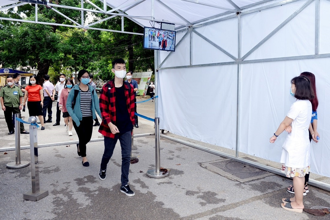 Đại học Kinh tế Quốc dân triển khai phương pháp đào tạo kết hợp trực tiếp và trực tuyến ảnh 2