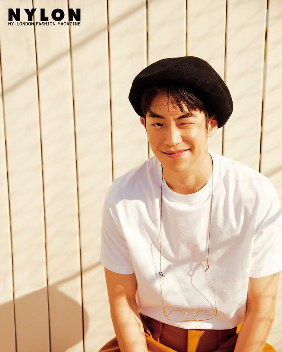 Dàn nam thần chứng minh chỉ cần biết cách mix đồ thì áo phông trắng cũng nâng tầm nhan sắc ảnh 11