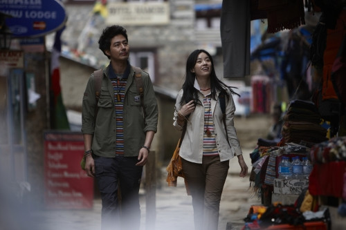 Fan háo hức chờ đón Jo In Sung và Han Hyo Joo tái xuất màn ảnh nhỏ sau nhiều năm ở ẩn ảnh 7