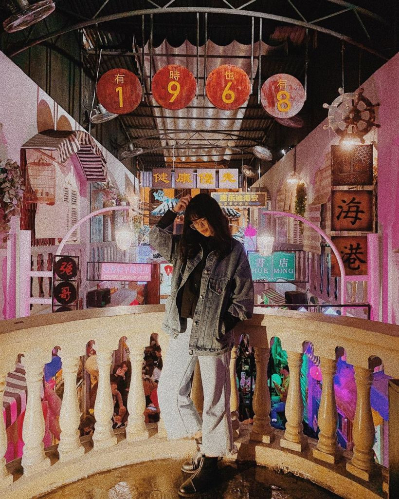 Sốt xình xịch “Hong Kong thu nhỏ 10K” cực chill ở Hà Nội ảnh 15