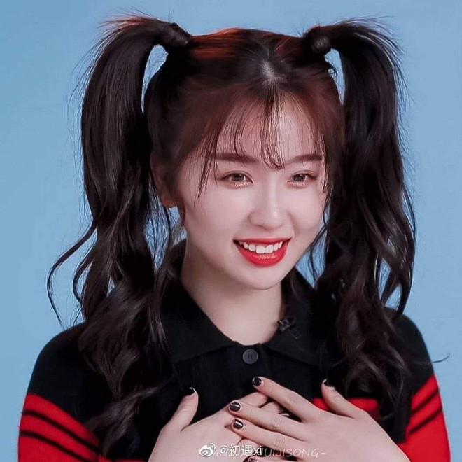 Sao nữ Trung Quốc bị nam đồng nghiệp sàm sỡ vòng một ngay trước ống kính ảnh 5