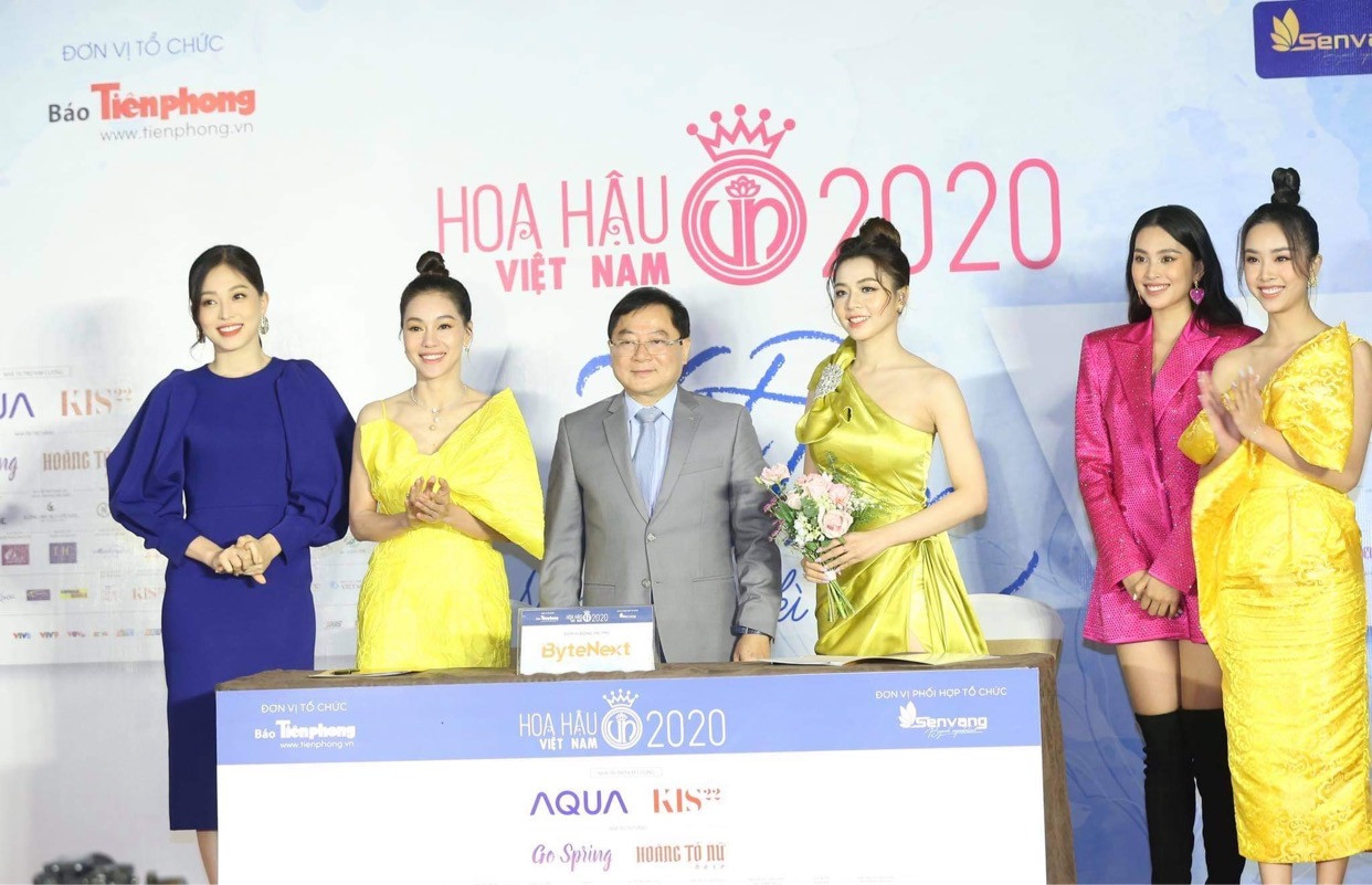 Toàn cảnh họp báo Bán kết toàn quốc Hoa hậu Việt Nam 2020 ảnh 15