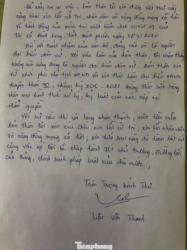 Họp HĐND xem xét đơn từ chức của lãnh đạo huyện chống kiểm dịch ảnh 4