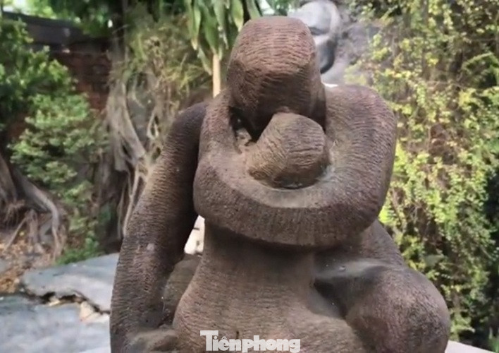 Cận cảnh mộ phần độc đáo và ý nghĩa của nhạc sĩ Trịnh Công Sơn ảnh 4