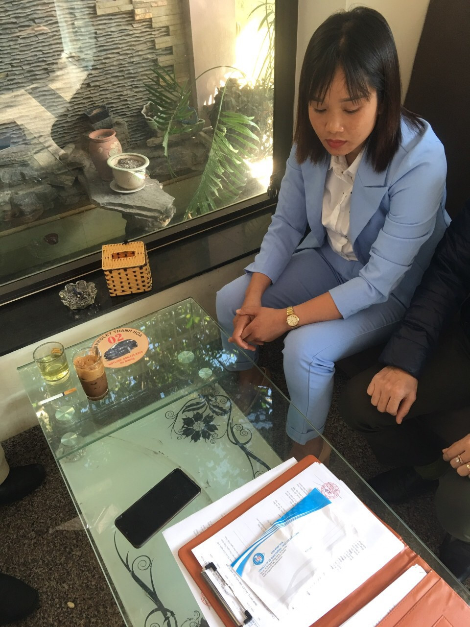 Bắt giam nữ cộng tác viên tạp chí nhận 10 triệu đồng của doanh nghiệp ảnh 2