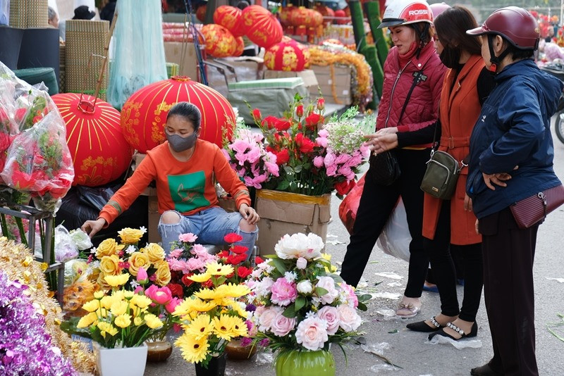 Hoa lạ, hoa giả được săn đón ở Thanh Hóa ảnh 3