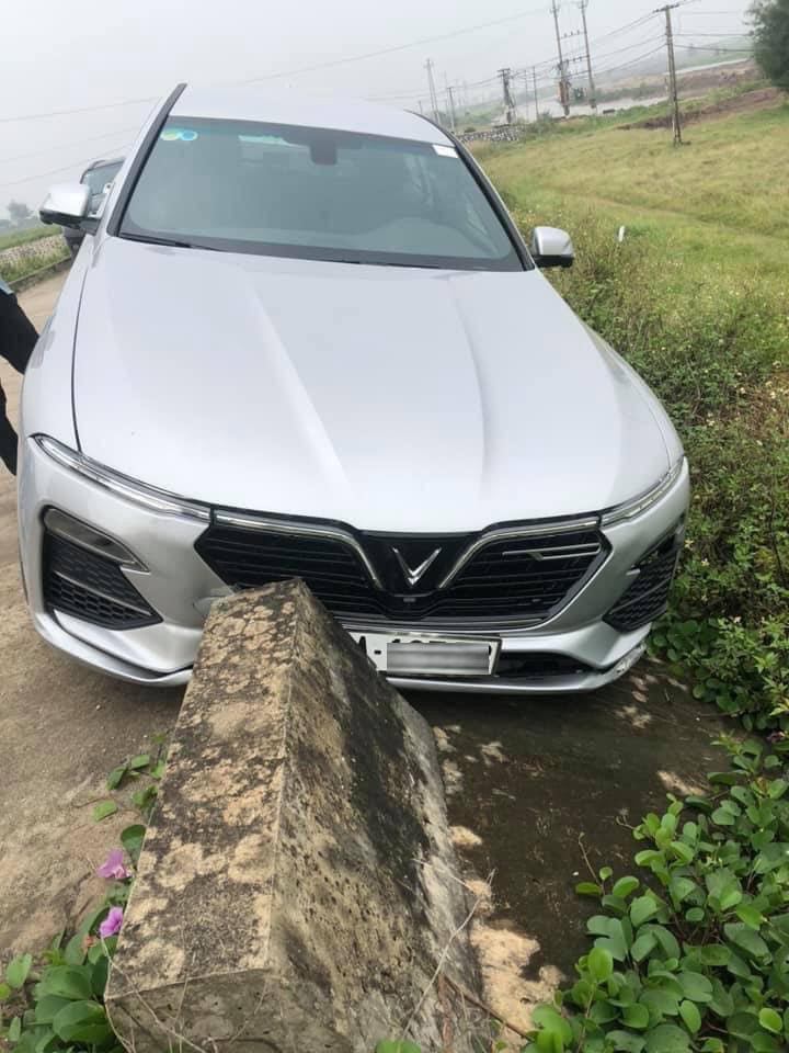 Đại lý VinFast báo giá 'nhầm' thước lái hơn 300 triệu đồng ảnh 1