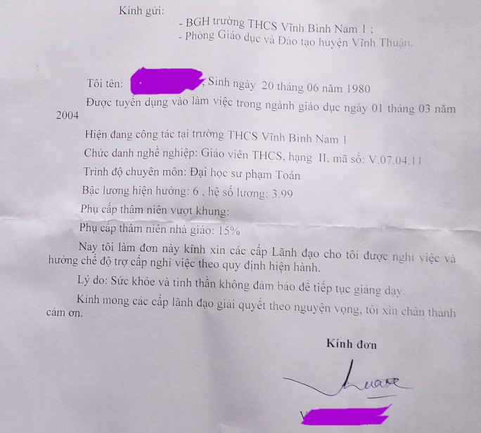 Thầy giáo ôm hôn nữ sinh lớp 7 xin nghỉ việc vì lý do 'sức khỏe không tốt' ảnh 2