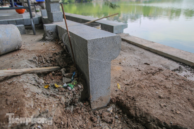 Vỉa hè Hồ Gươm có gì đặc biệt sau khi lát đá hoa cương? ảnh 11