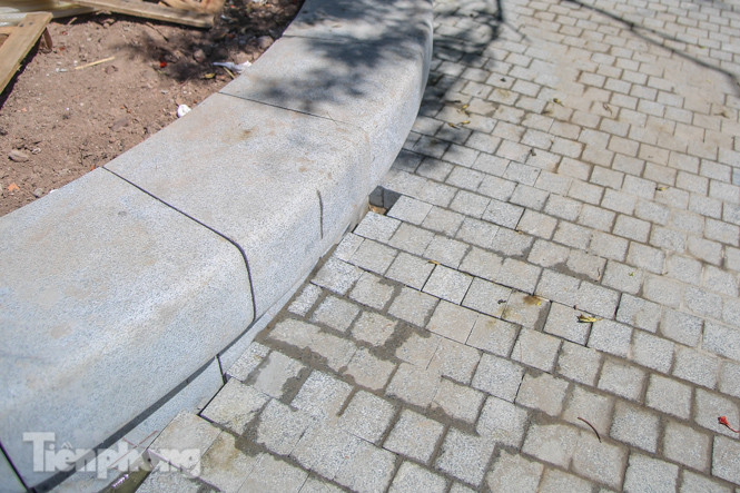 Diện mạo Hồ Gươm ra sao sau khi kè bê tông trường tồn, lát đá hoa cương? ảnh 9