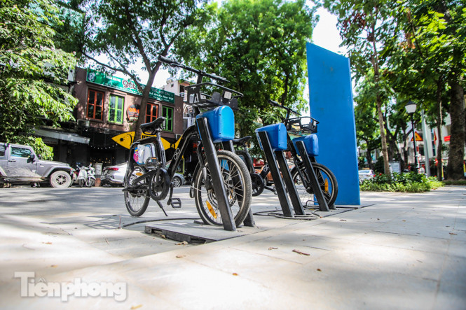 Vườn hoa kiểu mẫu ở quận 'lõi' Thủ đô có gì lạ? ảnh 3