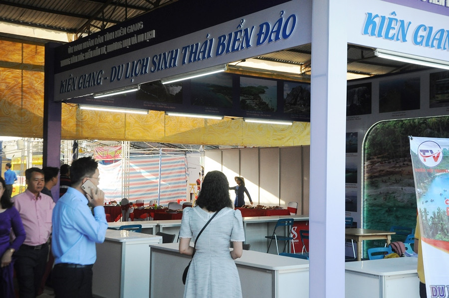 Chủ tịch Quốc hội dự khai mạc Hội chợ Du lịch Quốc tế Cần Thơ 2019 ảnh 7