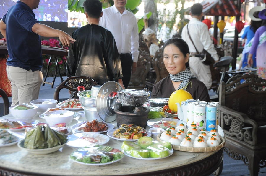 Chủ tịch Quốc hội dự khai mạc Hội chợ Du lịch Quốc tế Cần Thơ 2019 ảnh 4