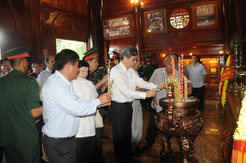 Quân khu 9 khánh thành Khu tưởng niệm Chủ tịch Hồ Chí Minh ảnh 4