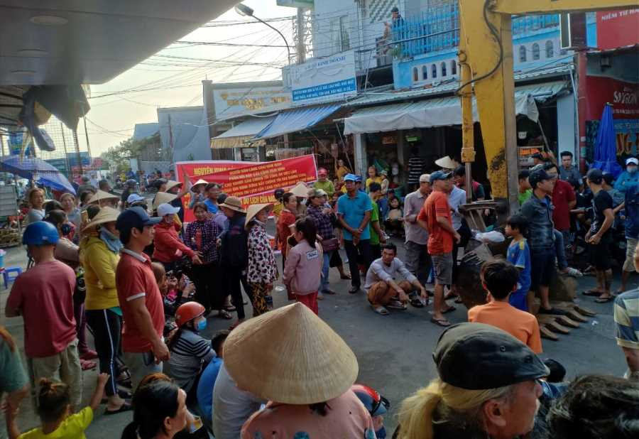 Bốn người bị bắt vì chống đối tháo dỡ cầu cảng ở Phú Quốc ảnh 3